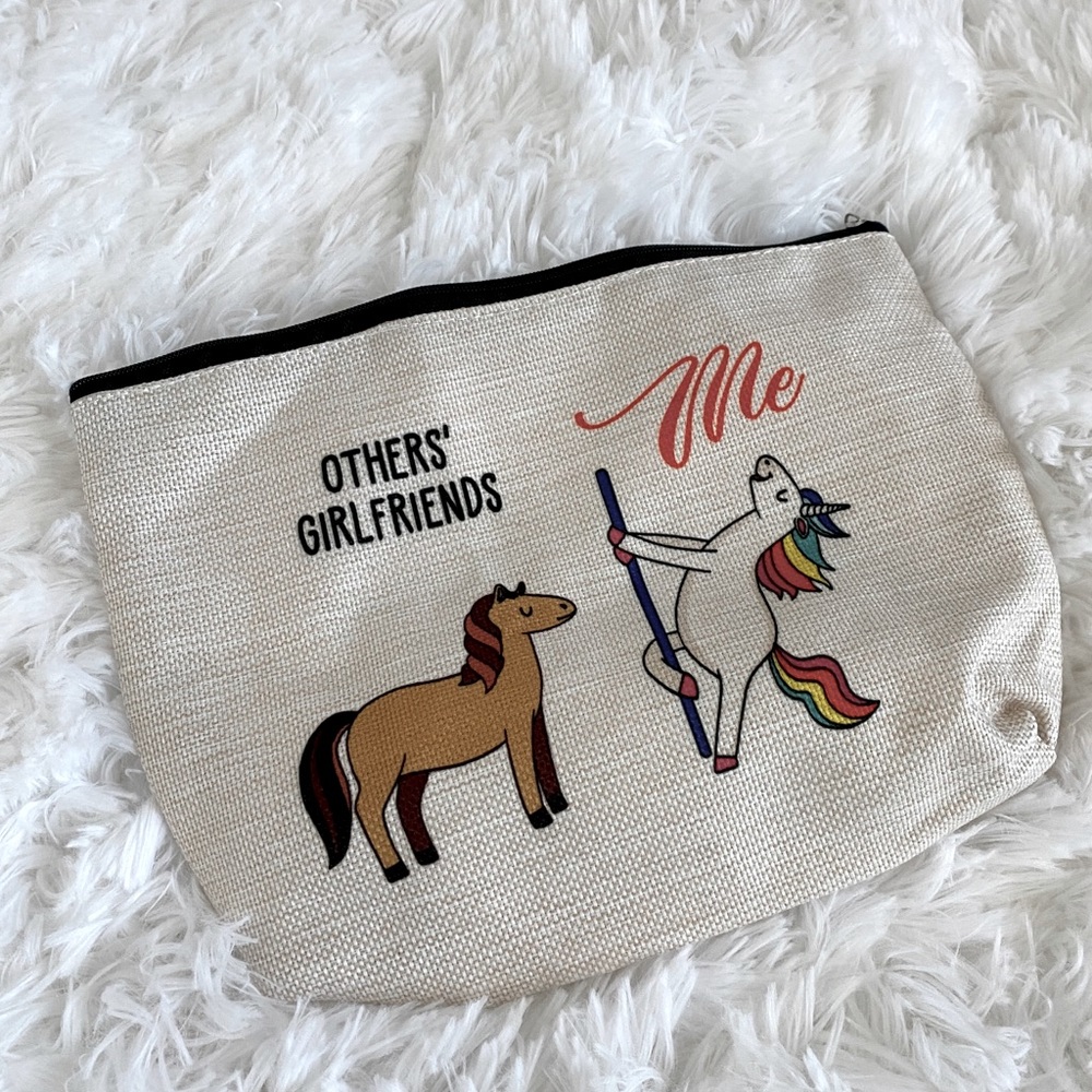 💓🐴🦄 large pouch
